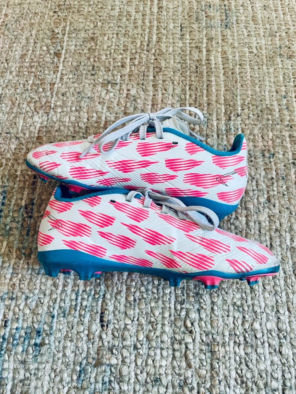 adidas Kids Girls Predator League FG Soccer Cleats White Pink Blue Size 2 - Picture 3 of 6